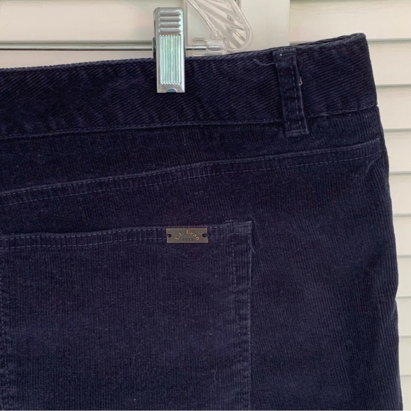 LL Bean Womens Corduroy Pants 22W Favorite Fit Dark Navy Blue Straight Leg - Picture 8 of 14
